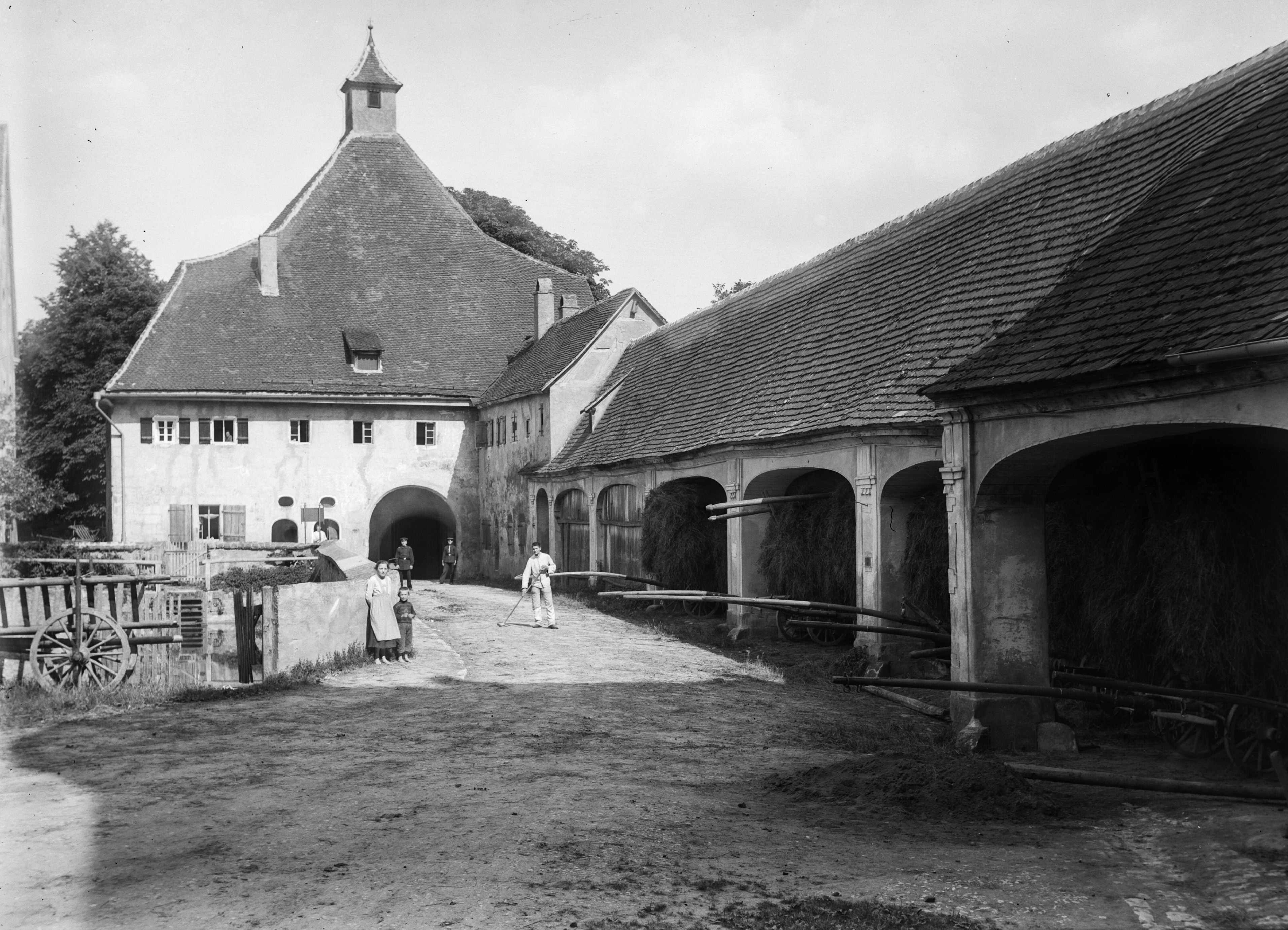 Wirtschaftshof des Schlosses ob Ellwangen