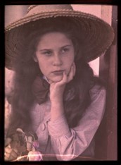 Alfred Stieglitz: Kitty, Autochrome 1907