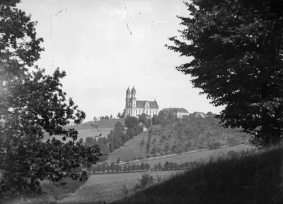 Barocke Wallfahrtskirche auf dem Schönenberg
